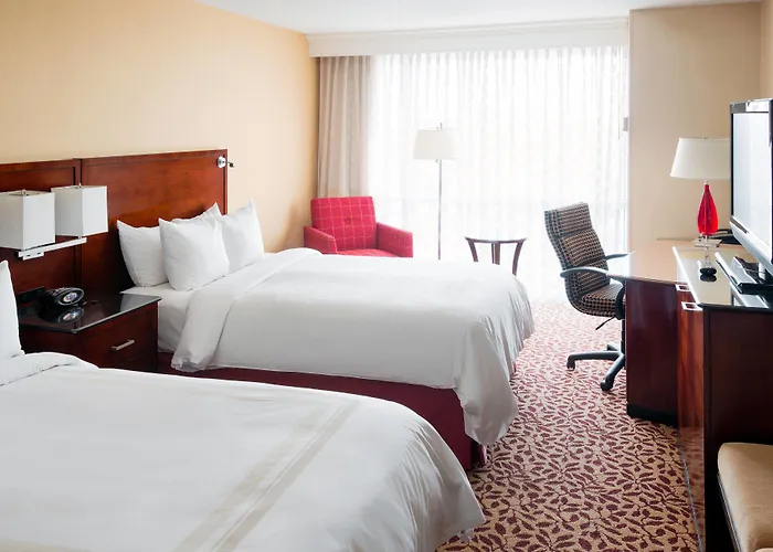 Wyndham Cleveland Airport